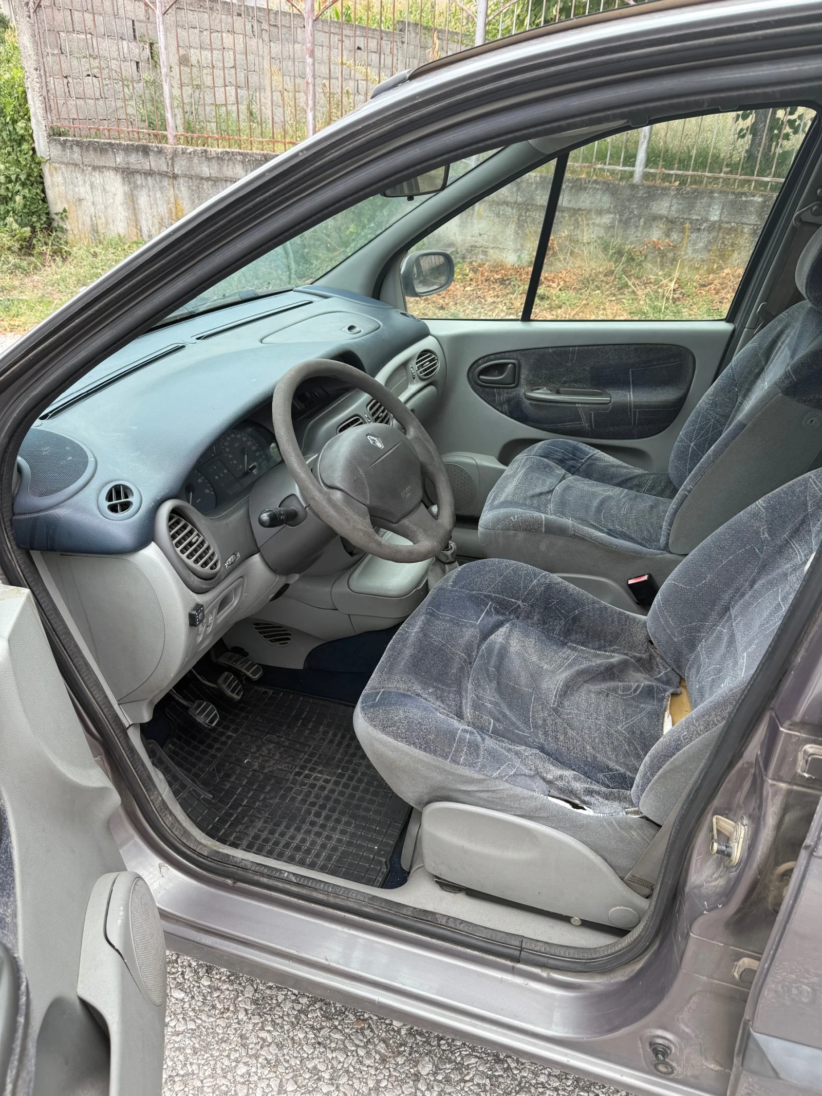 Renault Scenic 1.4 - изображение 7