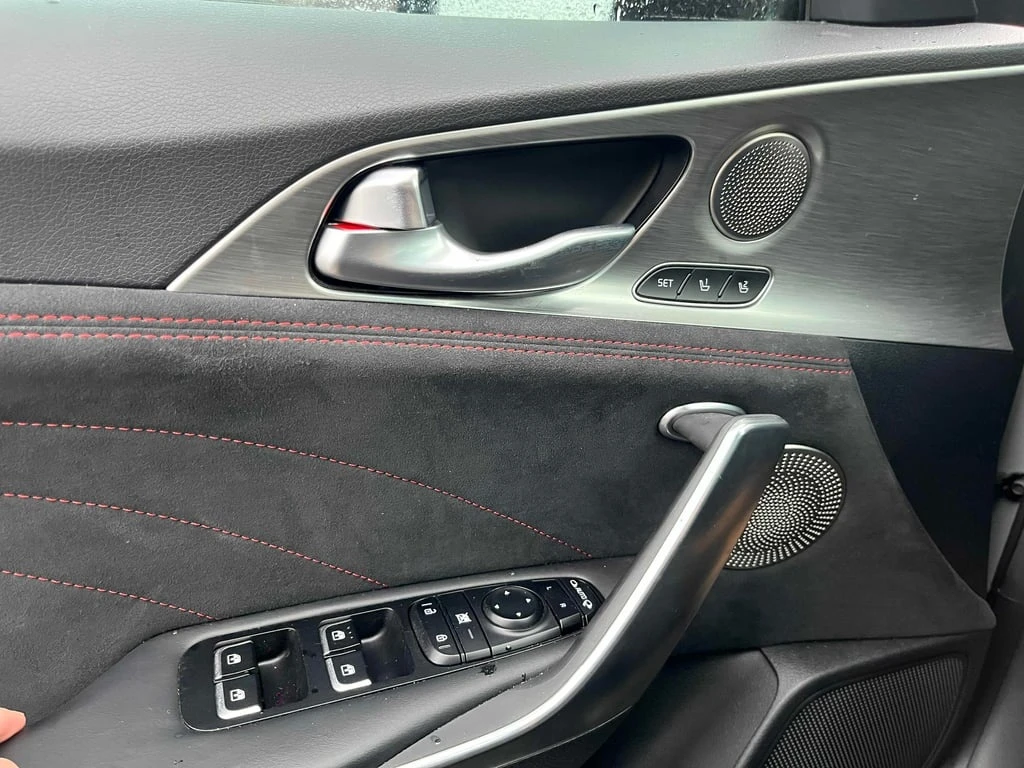 Kia Stinger * GT Elite AWD w/Suede Package * CARFAX * ��� ���� | Mobile.bg � ����������� 13