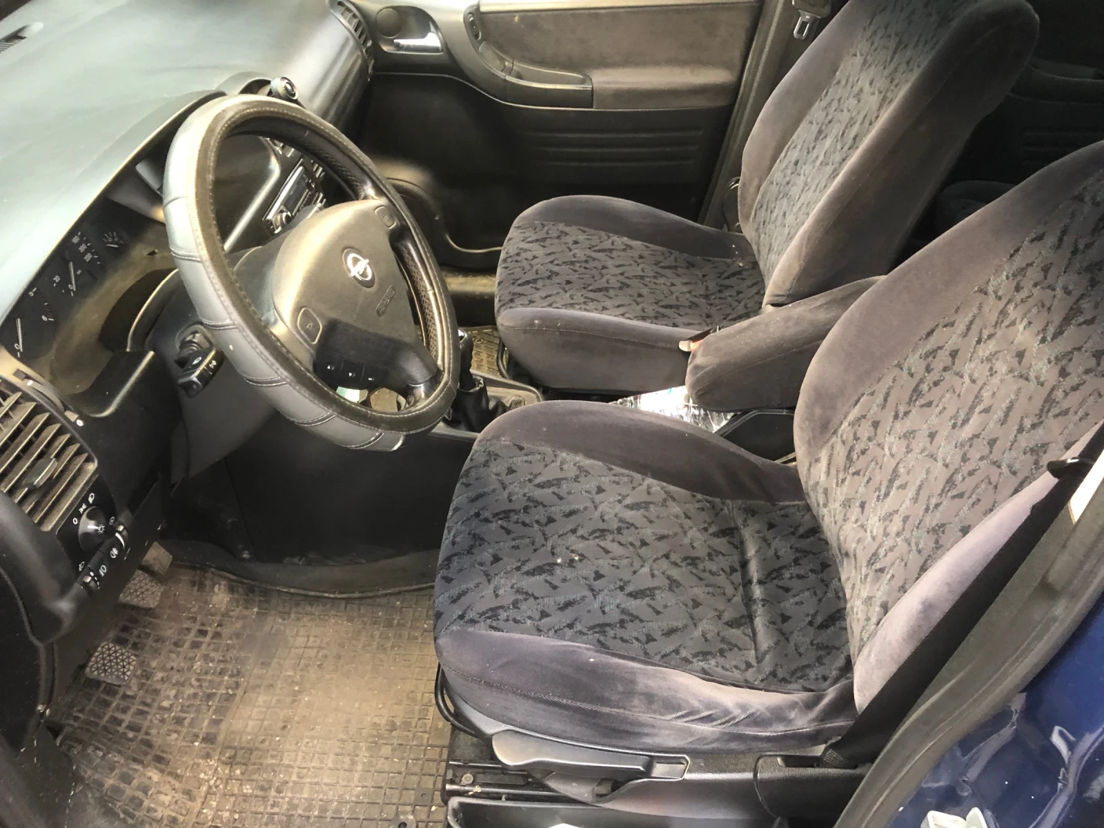 Opel Zafira 2000 101 к.с - изображение 6