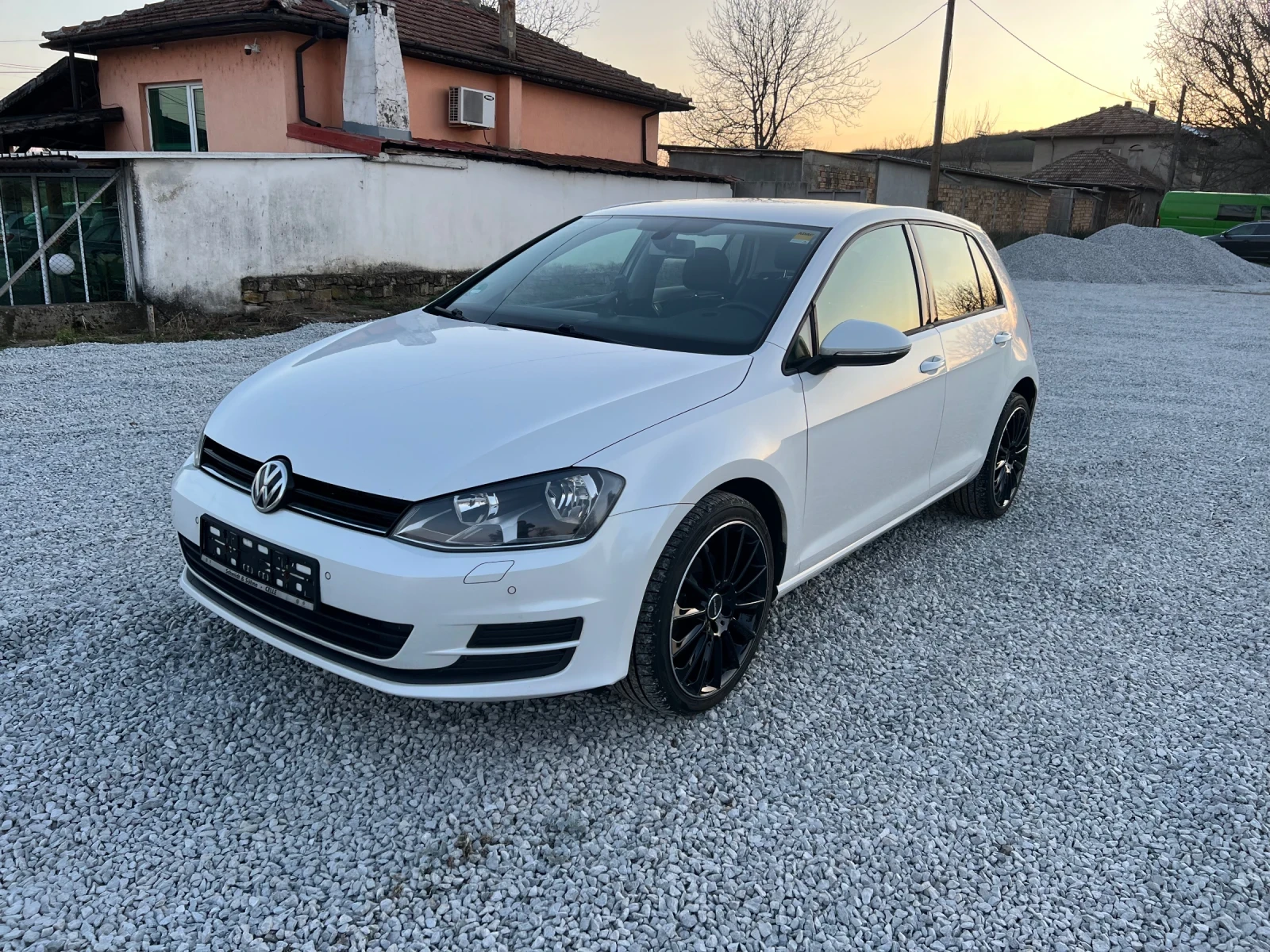 VW Golf Оригинален перлен цвят, снимка 12 - Автомобили и джипове - 53870457