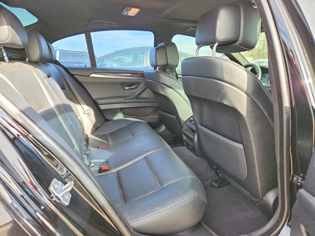 BMW 535 M PACK| SAT| КАМЕРА| ПОДГРЕВ, снимка 10 - Автомобили и джипове - 53903354