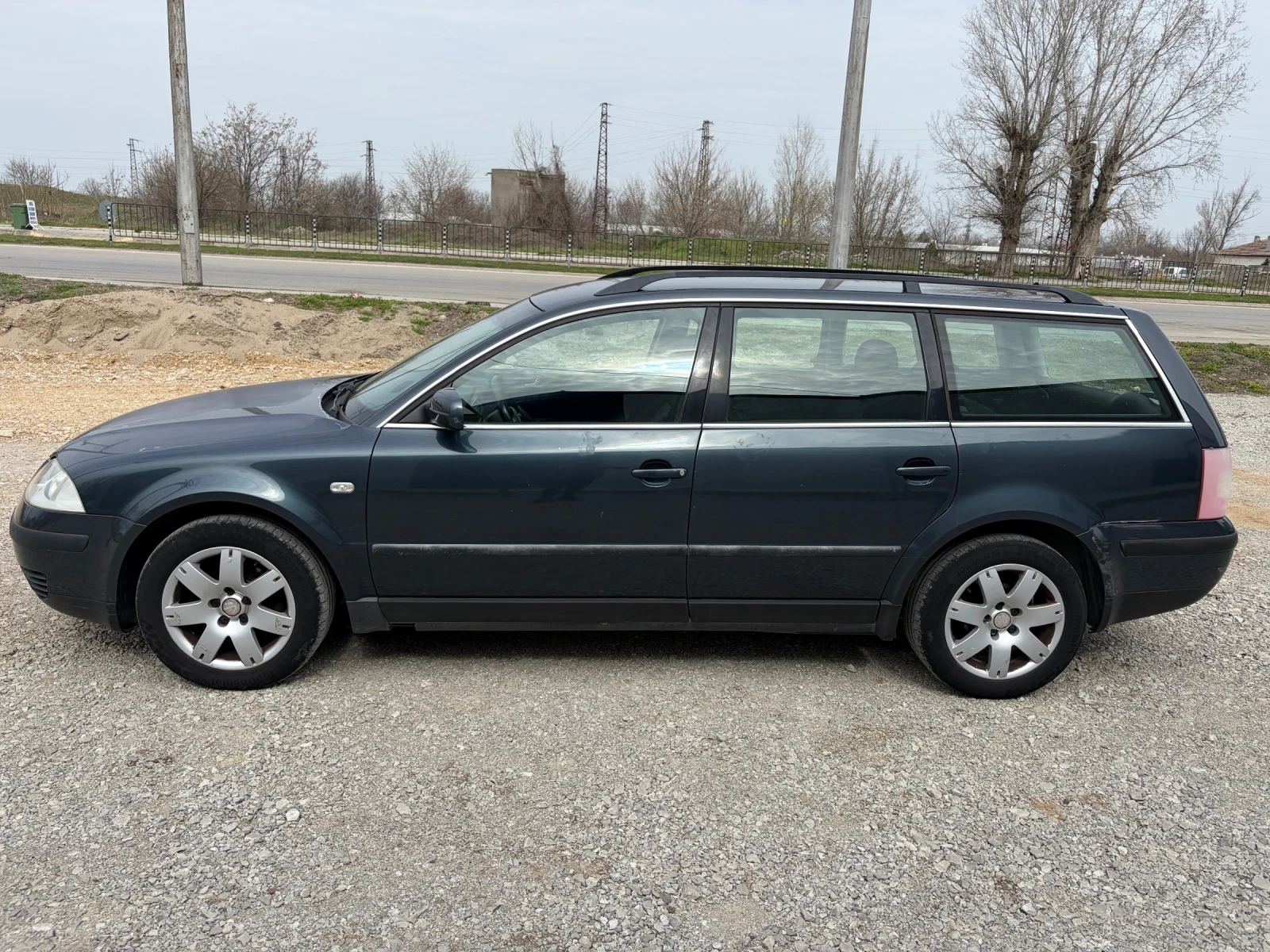 VW Passat 1.9 131 ps, снимка 4 - Автомобили и джипове - 54039175
