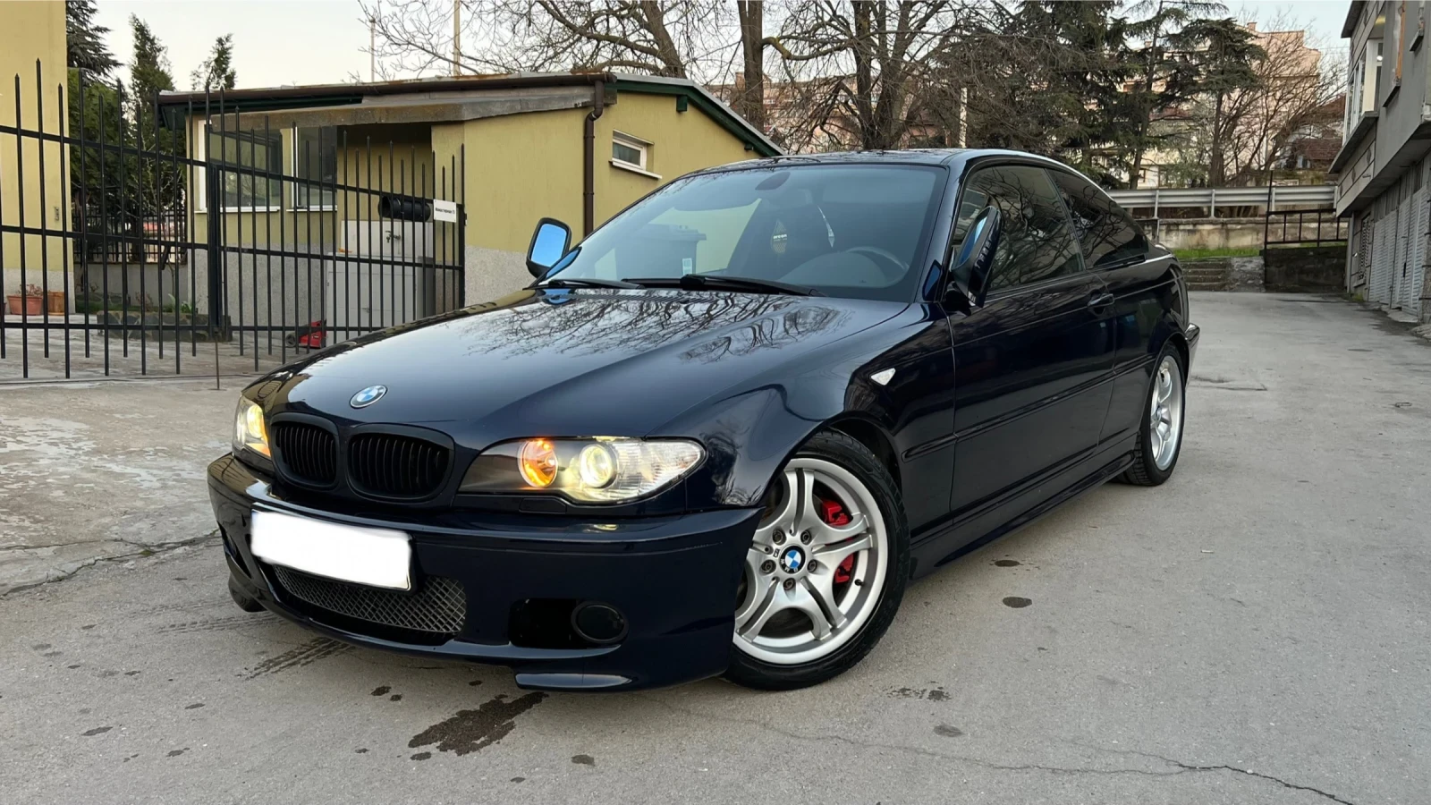 BMW 330 CD 204к.с ///M, снимка 3 - Автомобили и джипове - 54130611