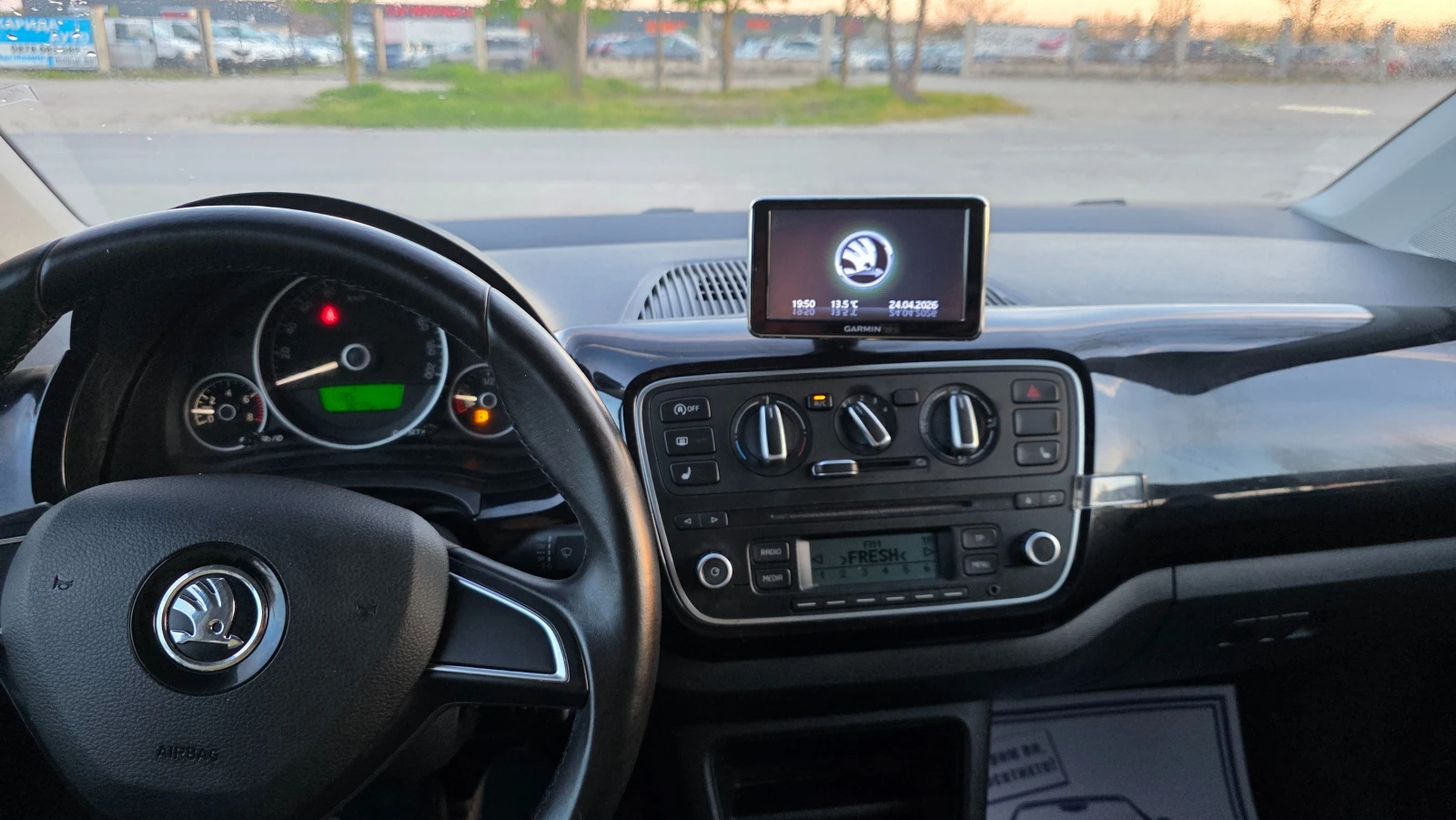 Skoda Citigo KATO ЧИСТО НОВ, снимка 13 - Автомобили и джипове - 54568714
