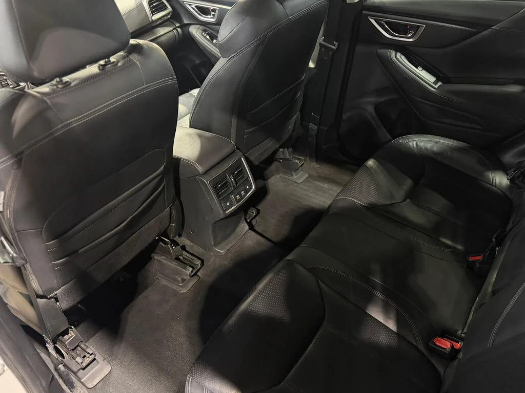 Subaru Forester LIMITED* КОЖА* ПОДГРЕВ* КАМЕРА* ДИСТРОНИК* LANE AS, снимка 11 - Автомобили и джипове - 54753285