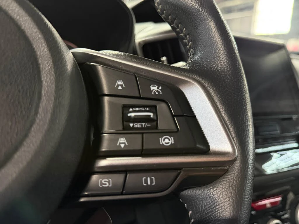 Subaru Forester LIMITED* КОЖА* ПОДГРЕВ* КАМЕРА* ДИСТРОНИК* LANE AS, снимка 8 - Автомобили и джипове - 54753285