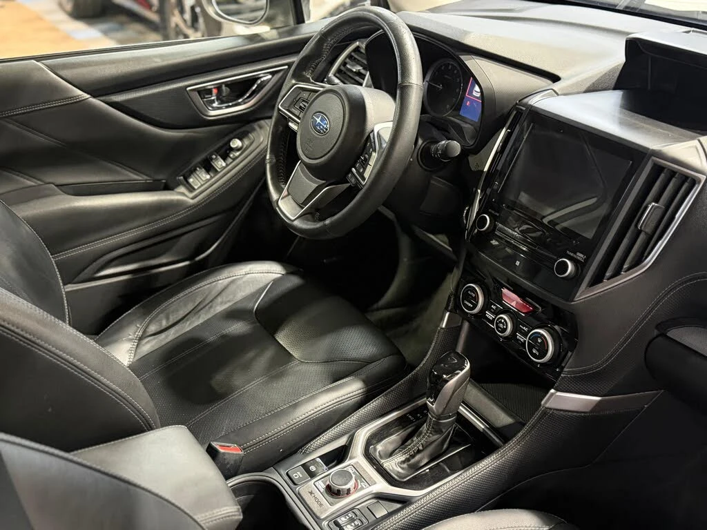 Subaru Forester LIMITED* КОЖА* ПОДГРЕВ* КАМЕРА* ДИСТРОНИК* LANE AS, снимка 7 - Автомобили и джипове - 54753285