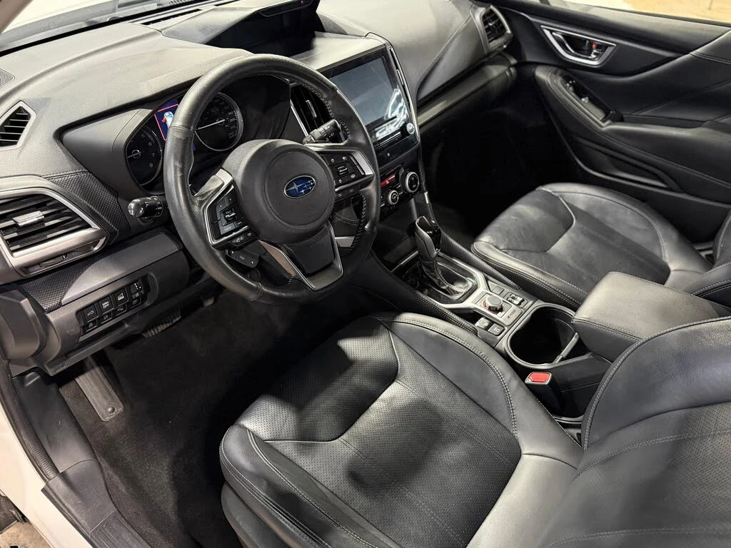 Subaru Forester LIMITED* КОЖА* ПОДГРЕВ* КАМЕРА* ДИСТРОНИК* LANE AS, снимка 5 - Автомобили и джипове - 54753285