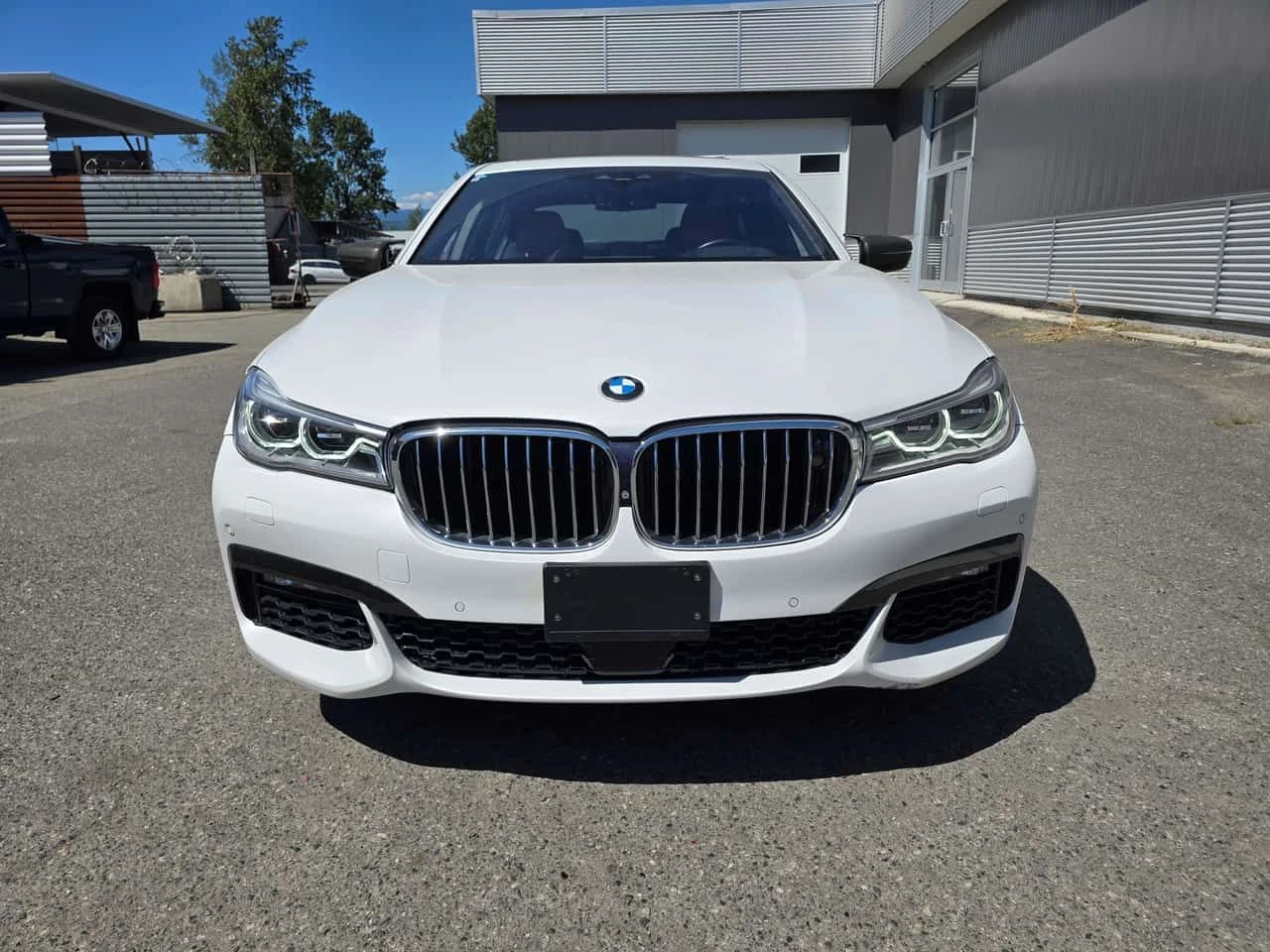 BMW 750 xDrive /360/DIS/Harman Kardon/, снимка 6 - Автомобили и джипове - 54776534