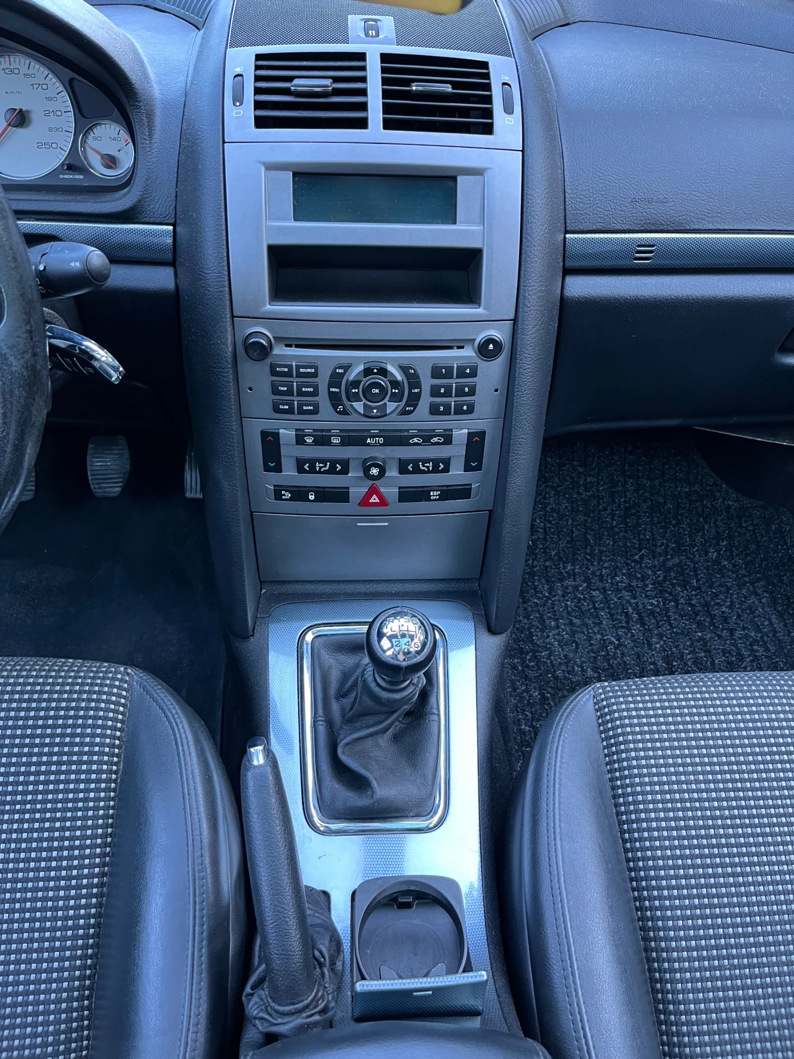 Peugeot 407, снимка 11 - Автомобили и джипове - 54907520