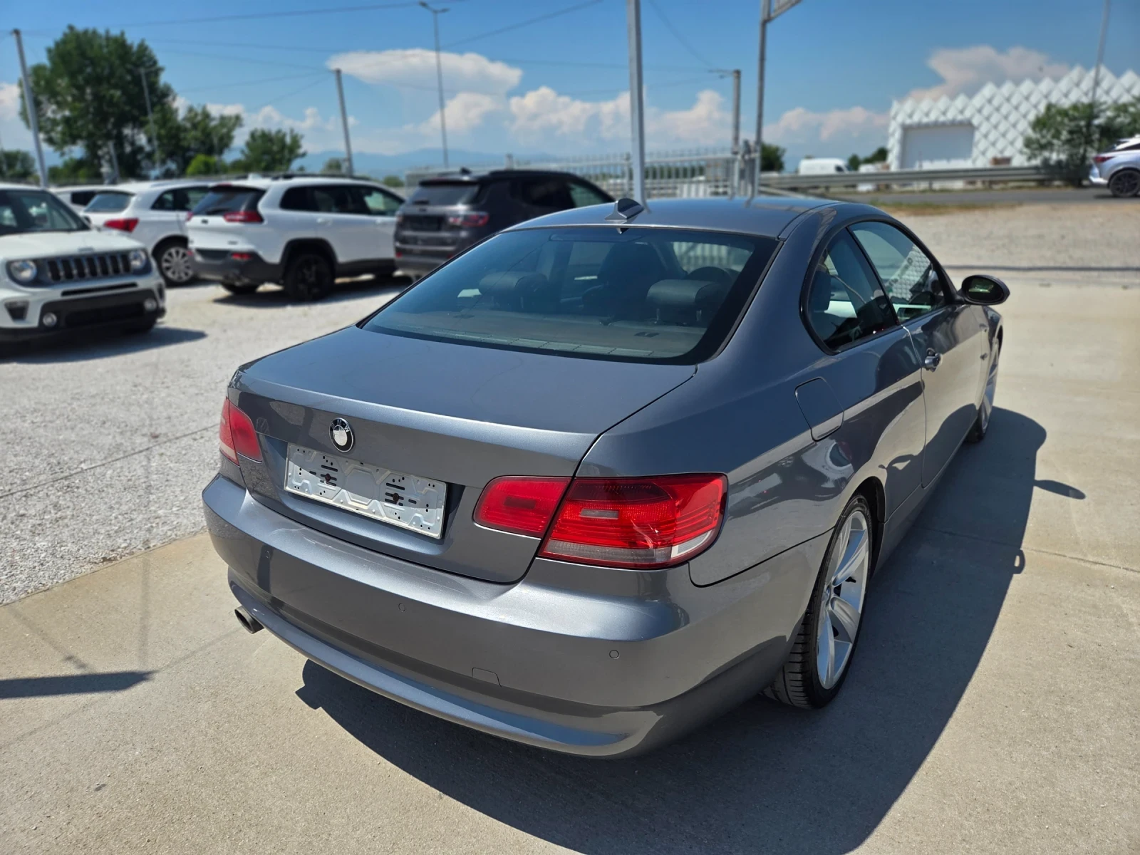 BMW 320 2.0d/КУПЕ/NAVI/АВТОМАТ, снимка 4 - Автомобили и джипове - 55071500