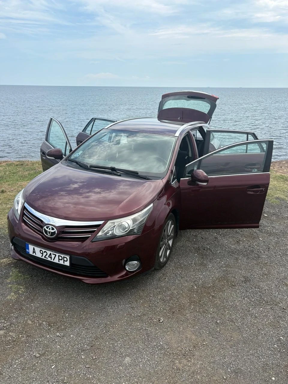 Toyota Avensis Бензин автомат, снимка 9 - Автомобили и джипове - 55467083