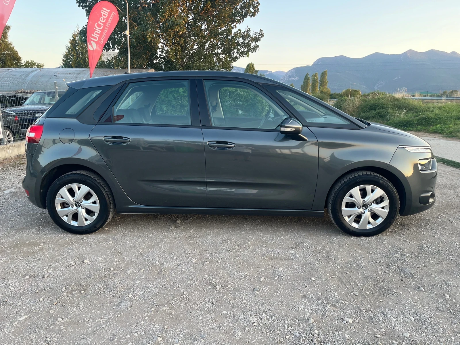 Citroen C4 Picasso 1.6HDI-115-NAVI-ITALIA, снимка 4 - Автомобили и джипове - 55496631