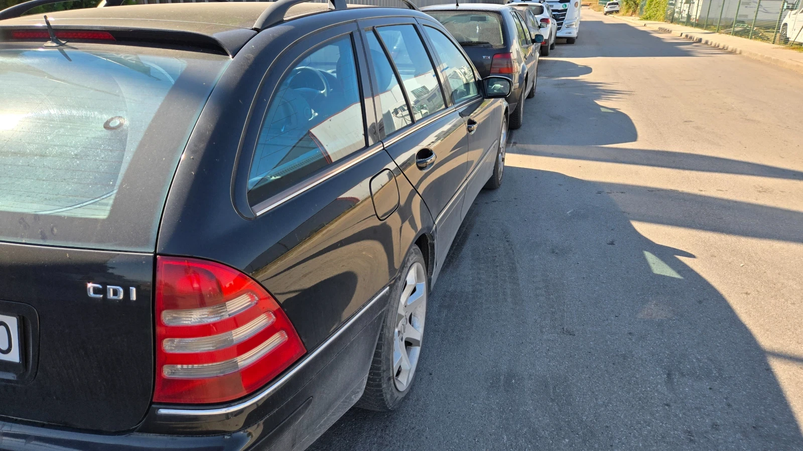 Mercedes-Benz C 220 Avangarde, снимка 16 - Автомобили и джипове - 55522665