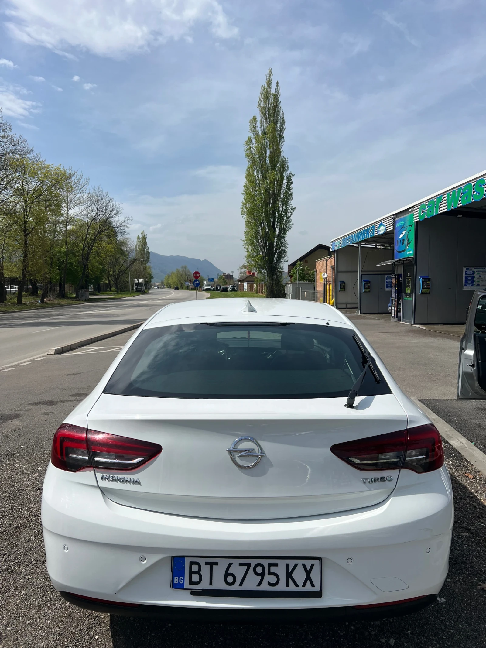 Opel Insignia, снимка 5 - Автомобили и джипове - 55541983