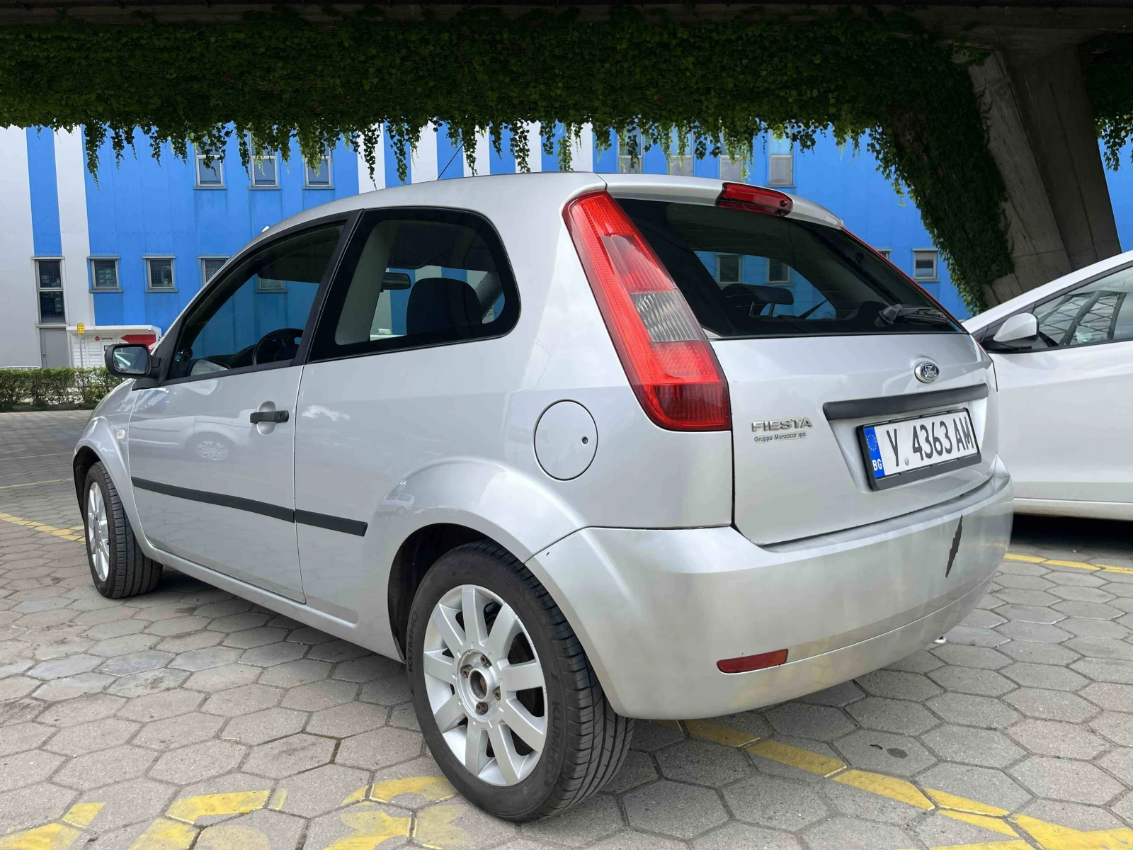 Ford Fiesta 1.6 TDCI, снимка 4 - Автомобили и джипове - 56189053