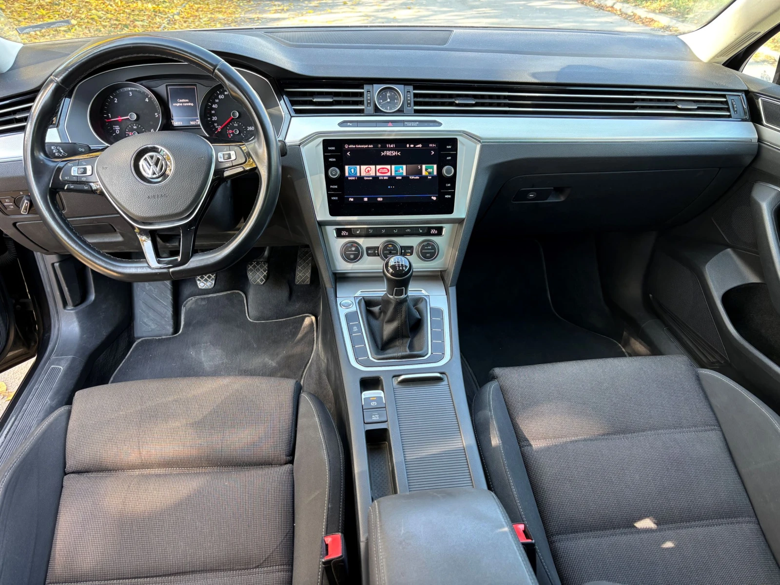 VW Passat 2.0 TDI, снимка 10 - Автомобили и джипове - 56662016