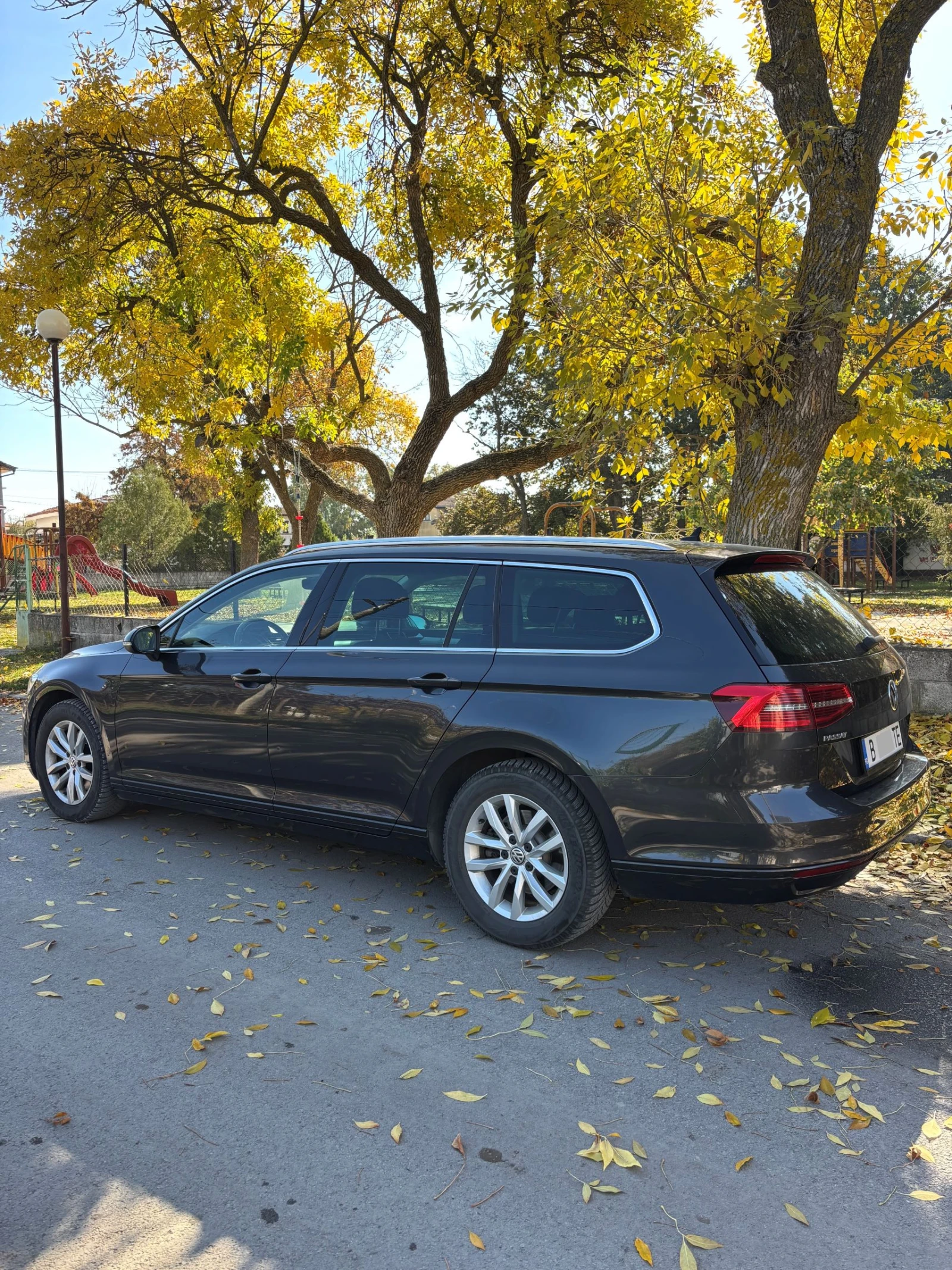 VW Passat 2.0 TDI, снимка 3 - Автомобили и джипове - 56662016