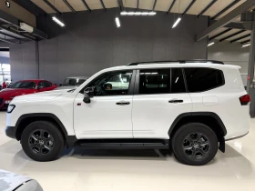 Toyota Land cruiser 300 GR, снимка 4