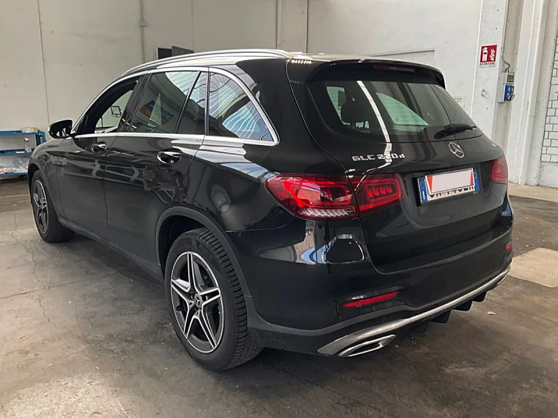 Mercedes-Benz GLC 220 ОЧАКВАН ВНОС, снимка 6 - Автомобили и джипове - 48140407