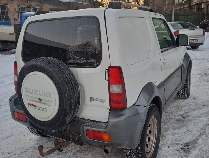 Suzuki Jimny, снимка 8 - Автомобили и джипове - 48570998