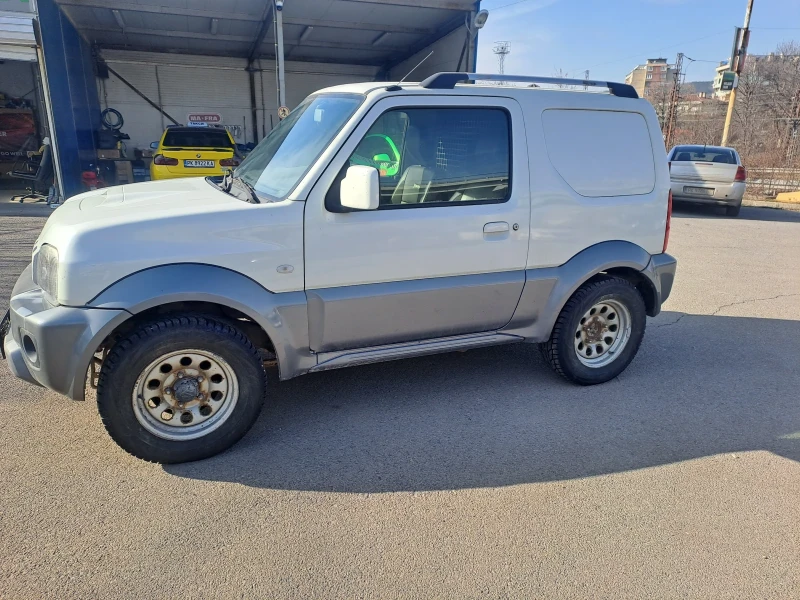 Suzuki Jimny, снимка 12 - Автомобили и джипове - 48570998