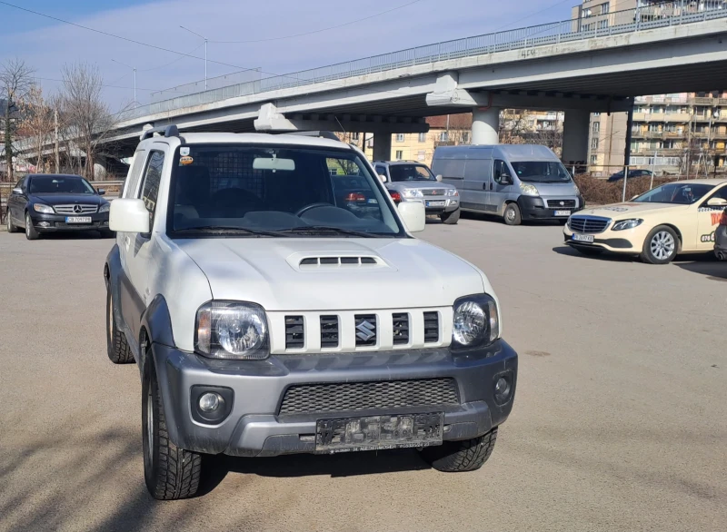 Suzuki Jimny, снимка 6 - Автомобили и джипове - 49592335