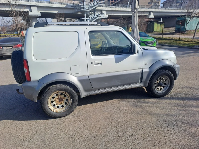 Suzuki Jimny, снимка 9 - Автомобили и джипове - 49592335