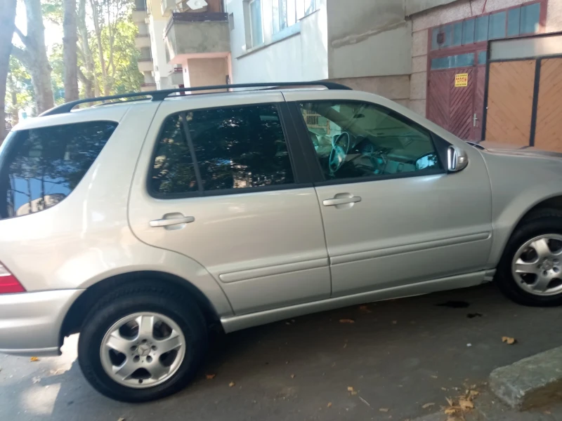 Mercedes-Benz ML 270 CDI, снимка 3 - Автомобили и джипове - 51269765