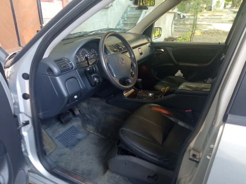Mercedes-Benz ML 270 CDI, снимка 9 - Автомобили и джипове - 51269765