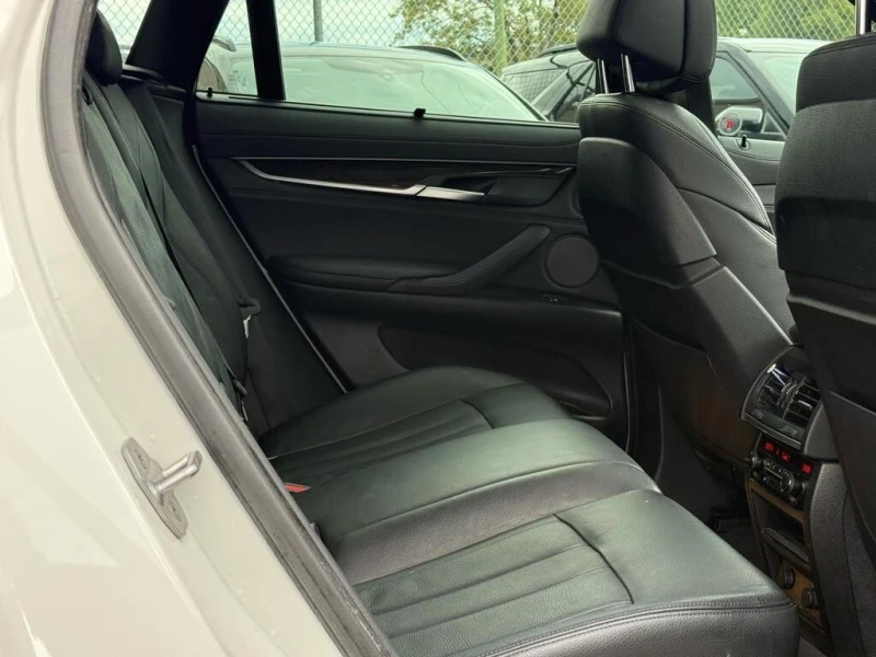 BMW X6 * xDrive35i MSPORT| NAVI| BACKUP| SUNROOF * CARFAX, снимка 14 - Автомобили и джипове - 52829575