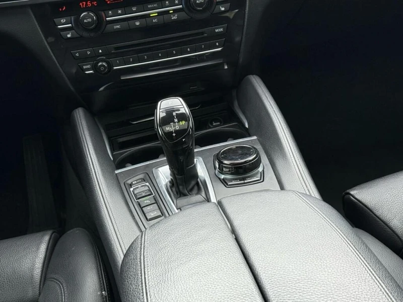 BMW X6 * xDrive35i MSPORT| NAVI| BACKUP| SUNROOF * CARFAX, снимка 10 - Автомобили и джипове - 52829575