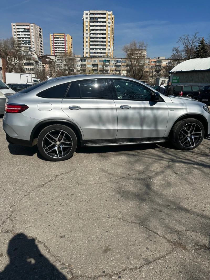 Mercedes-Benz GLE Coupe AMG 4MATIC , снимка 2 - Автомобили и джипове - 52967282