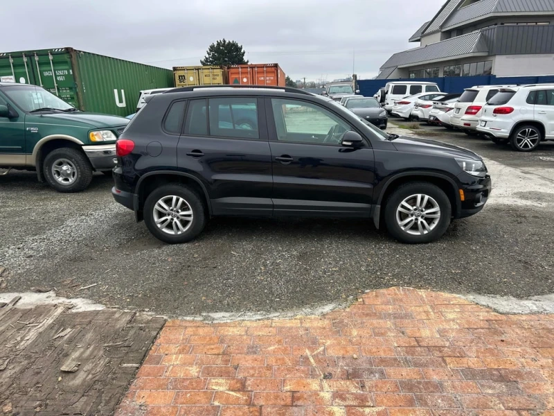 VW Tiguan * 4MOTION 4dr Auto * CARFAX * ЦЕНА ДО БГ, снимка 3 - Автомобили и джипове - 53042961