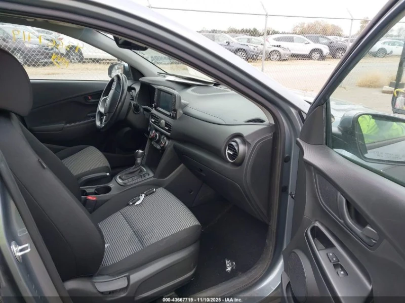 Hyundai Kona 2.0L I-4 DOHC, VVT, 147HP All Wheel Drive, снимка 12 - Автомобили и джипове - 53214943