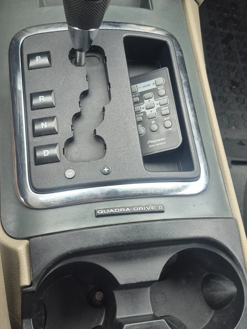 Jeep Grand cherokee 3.7, снимка 15 - Автомобили и джипове - 53518083