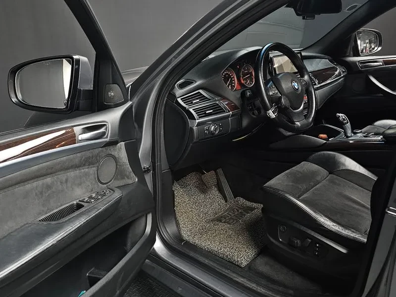 BMW X6 3.0D, снимка 11 - Автомобили и джипове - 55358180