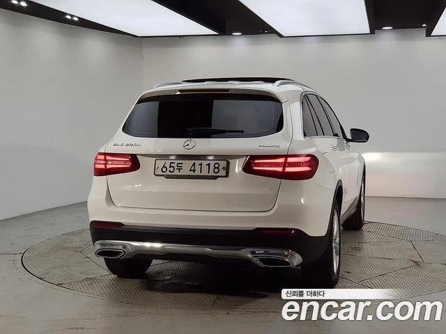 Mercedes-Benz GLC 220 d 4MATIC| �������| ������| �����| �������� | Mobile.bg � ����������� 4