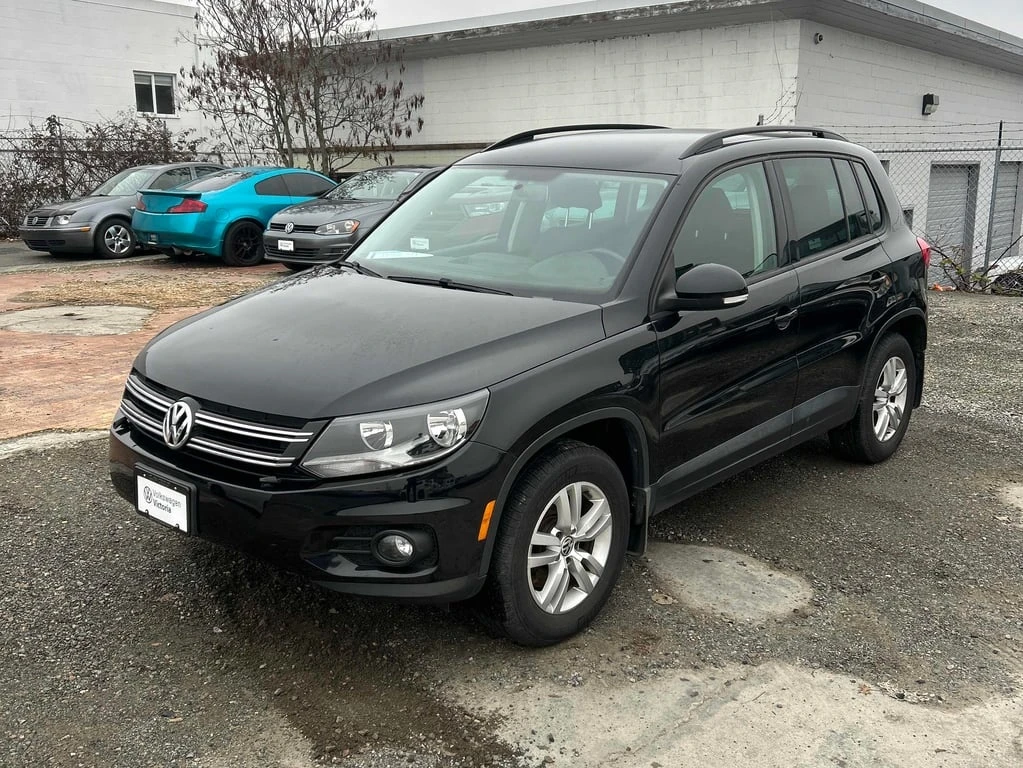 VW Tiguan * 4MOTION 4dr Auto * CARFAX * ЦЕНА ДО БГ, снимка 1
