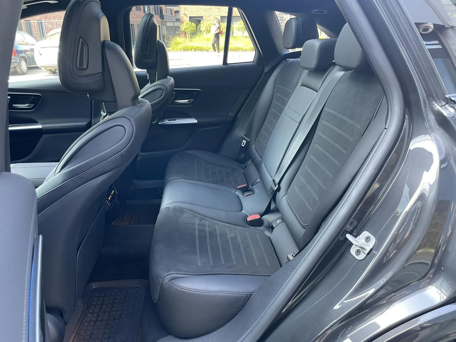 Mercedes-Benz GLC 300 d 4Matic AMG Line = MGT Select 2 =  | Mobile.bg   15