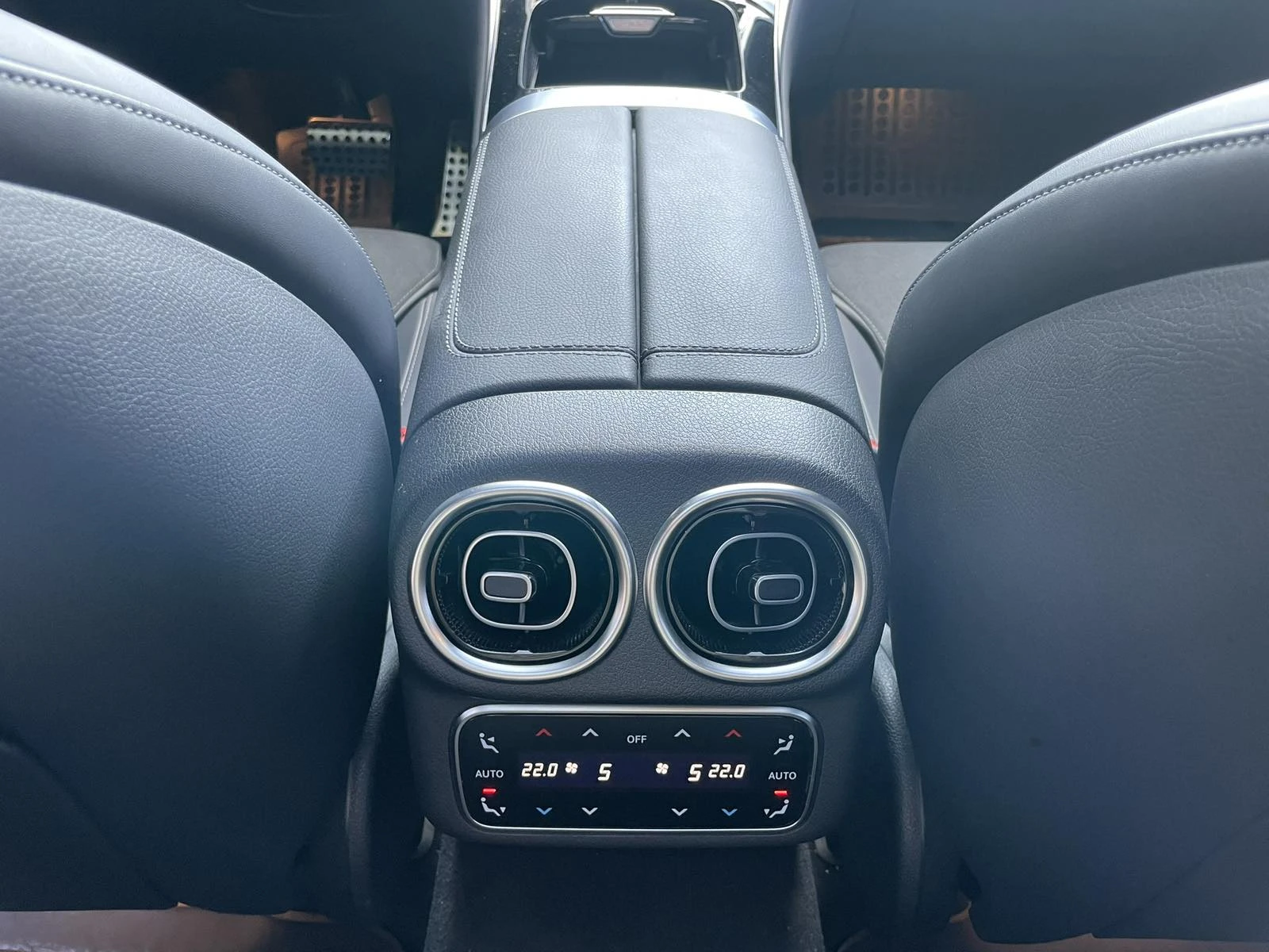 Mercedes-Benz GLC 300 d 4Matic AMG Line = MGT Select 2 =  | Mobile.bg   17