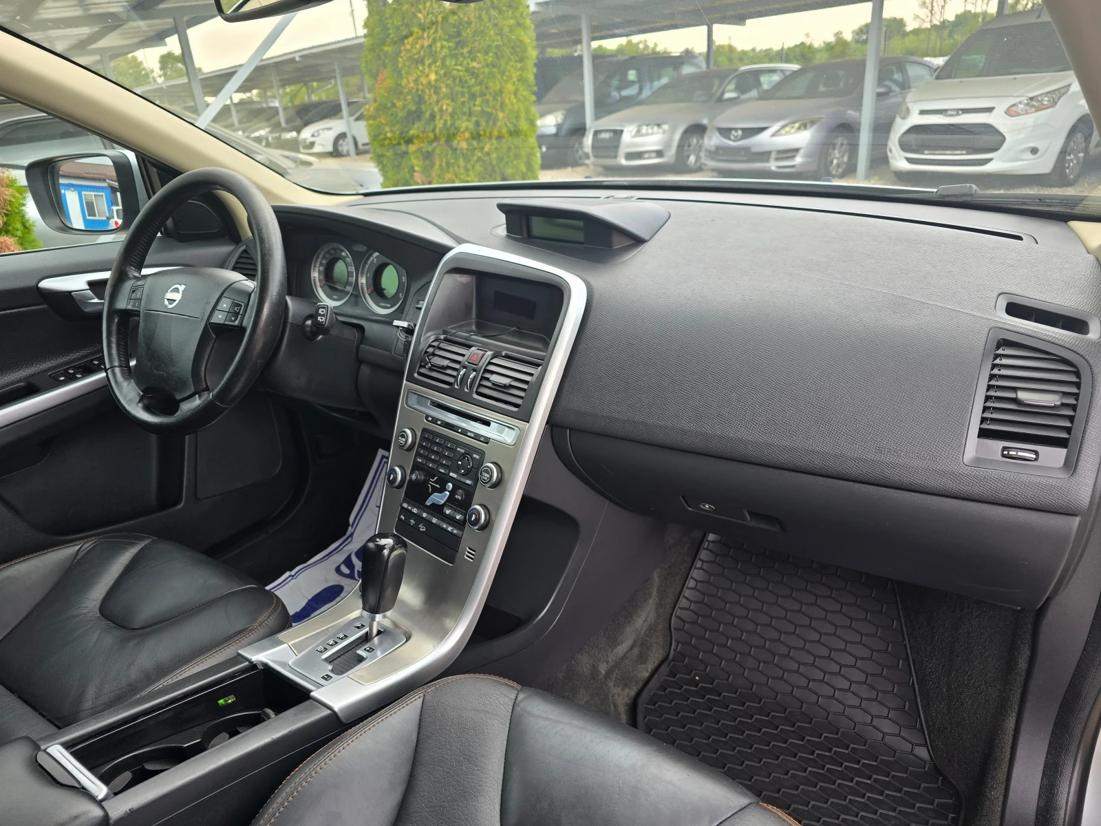 Volvo XC60 2, 4 D  !!  | Mobile.bg   13