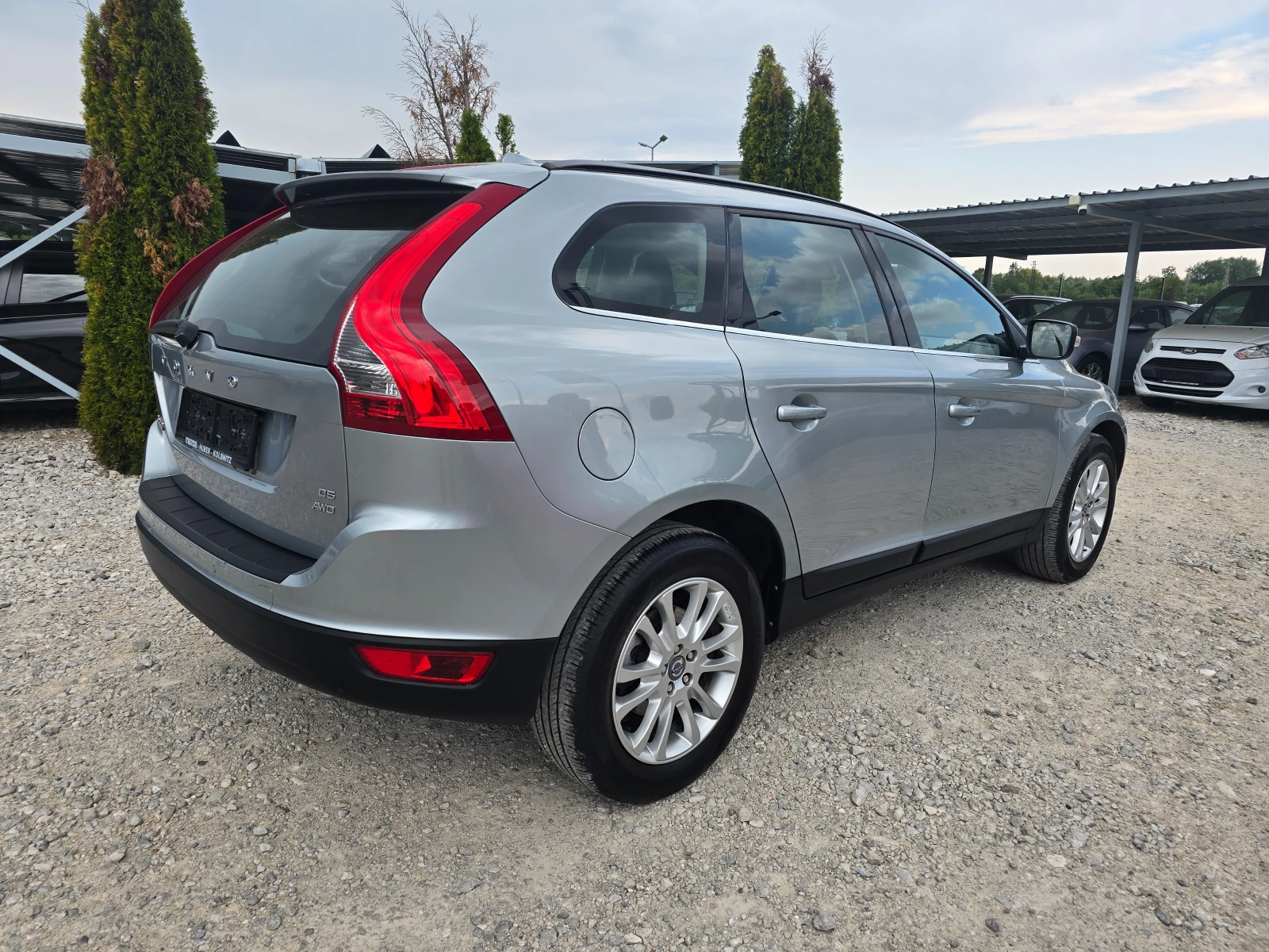 Volvo XC60 2, 4 D АВТОМАТИК !!  - изображение 5