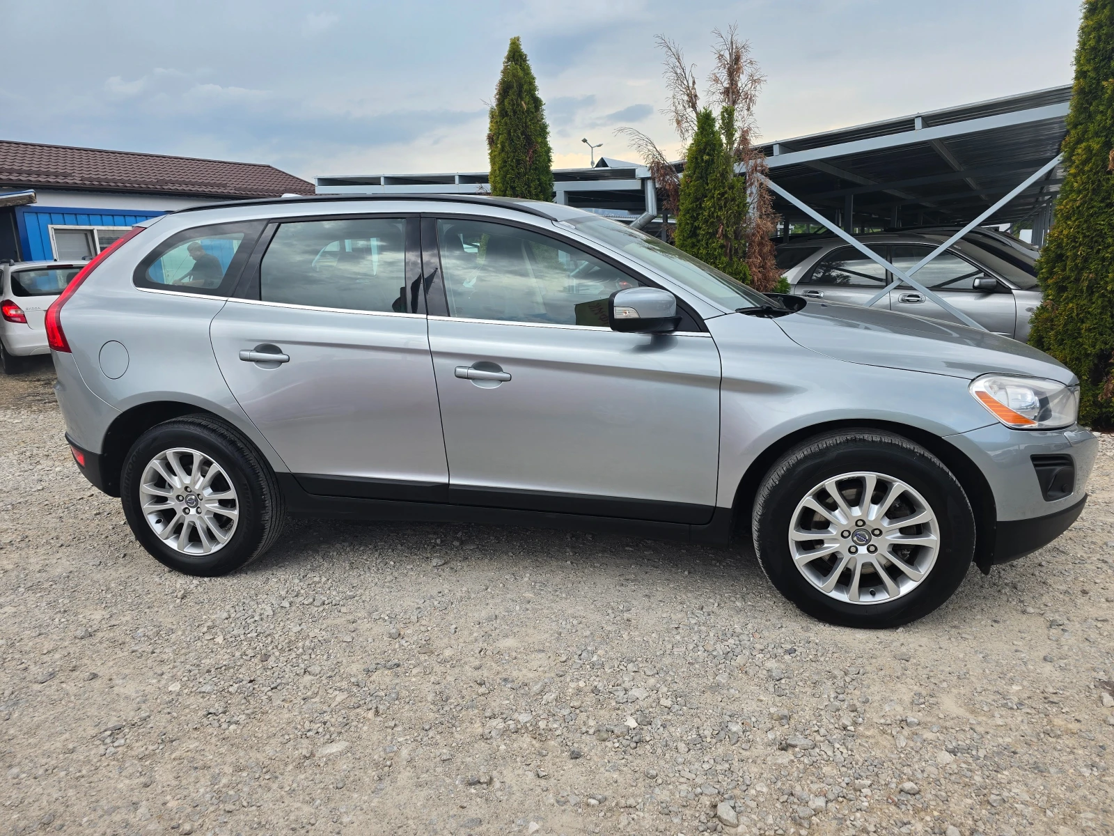 Volvo XC60 2, 4 D АВТОМАТИК !!  - изображение 6