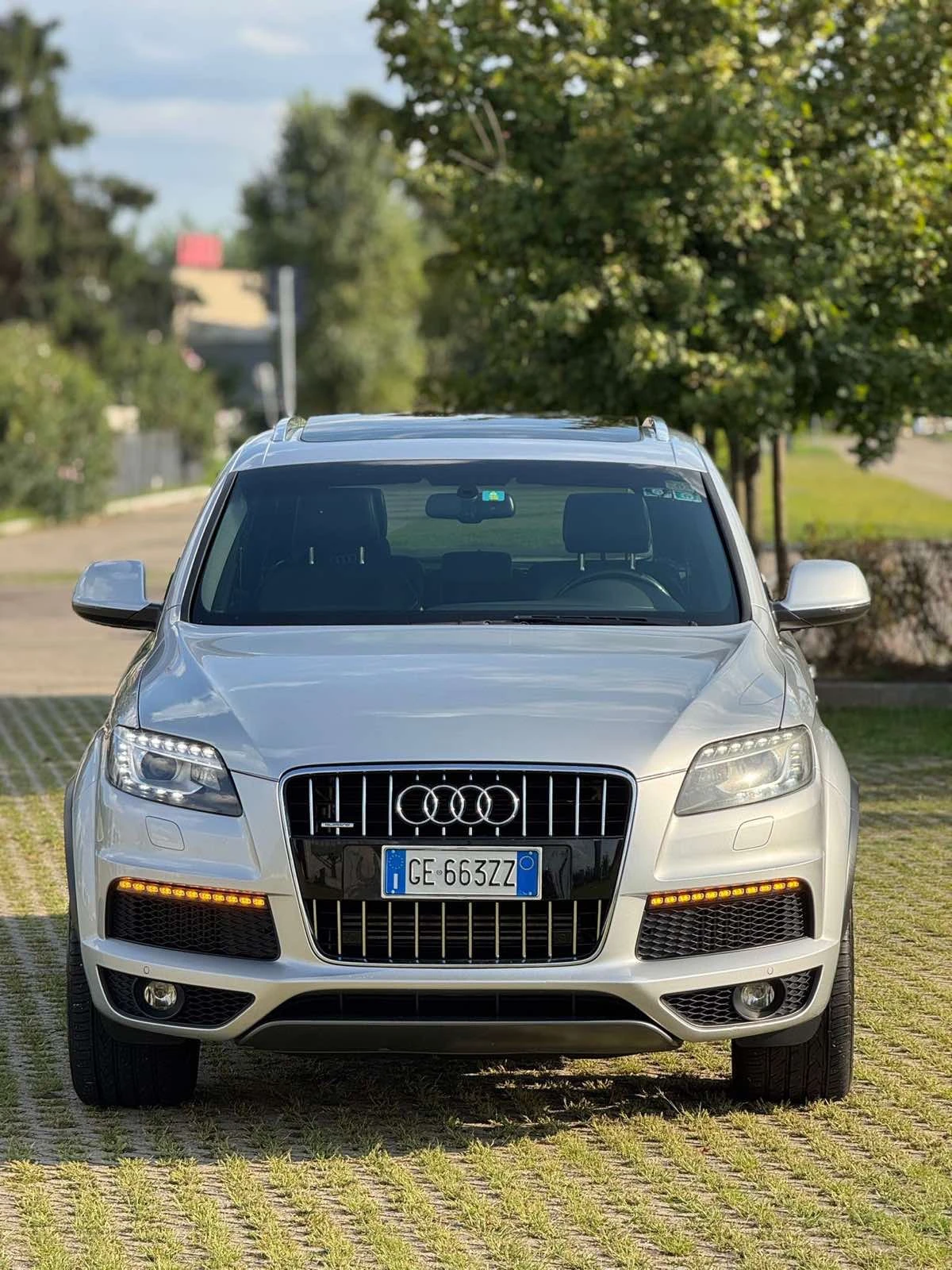 Audi Q7 3xSline!!!ТОП!!!собствен лизинг 100%одобрение - изображение 2