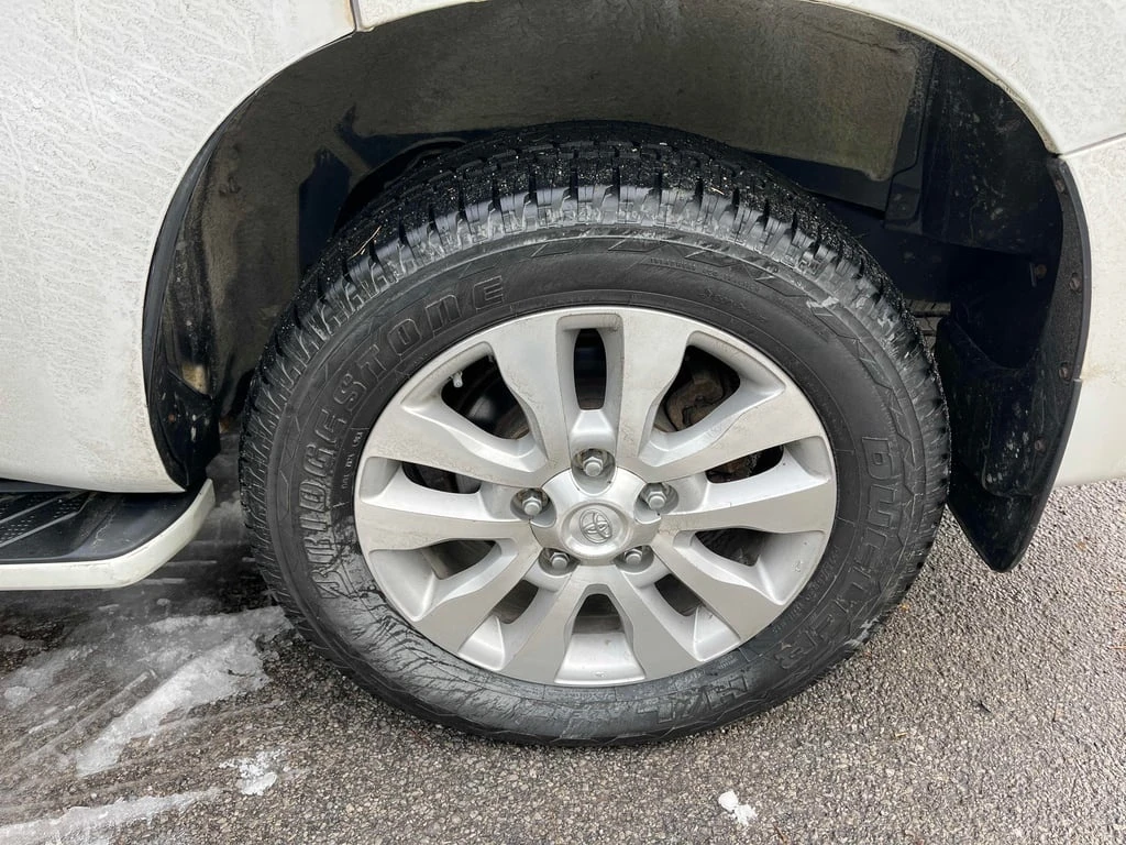 Toyota Sequoia * 4WD Platinum 5.7L * CARFAX * БЕЗ ПЪРВОНАЧАЛНА ВН - изображение 7