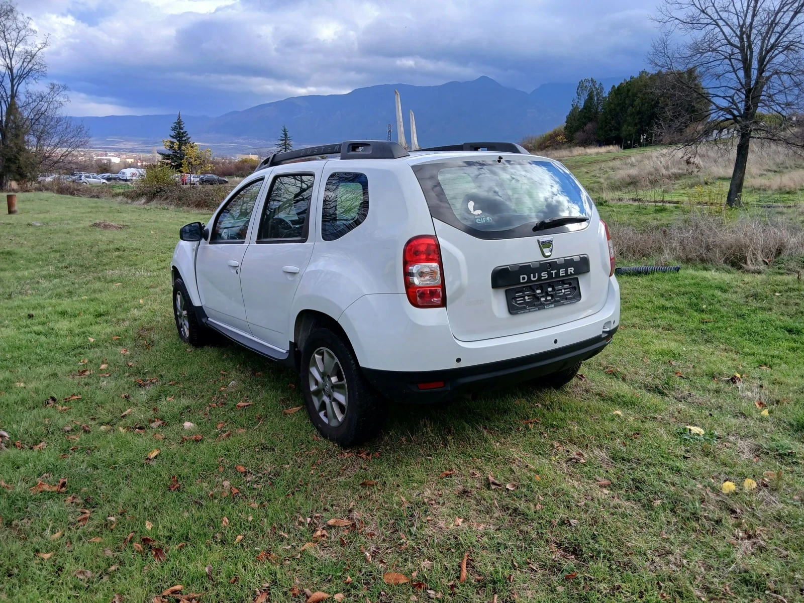 Dacia Duster 1.5 dci - изображение 4