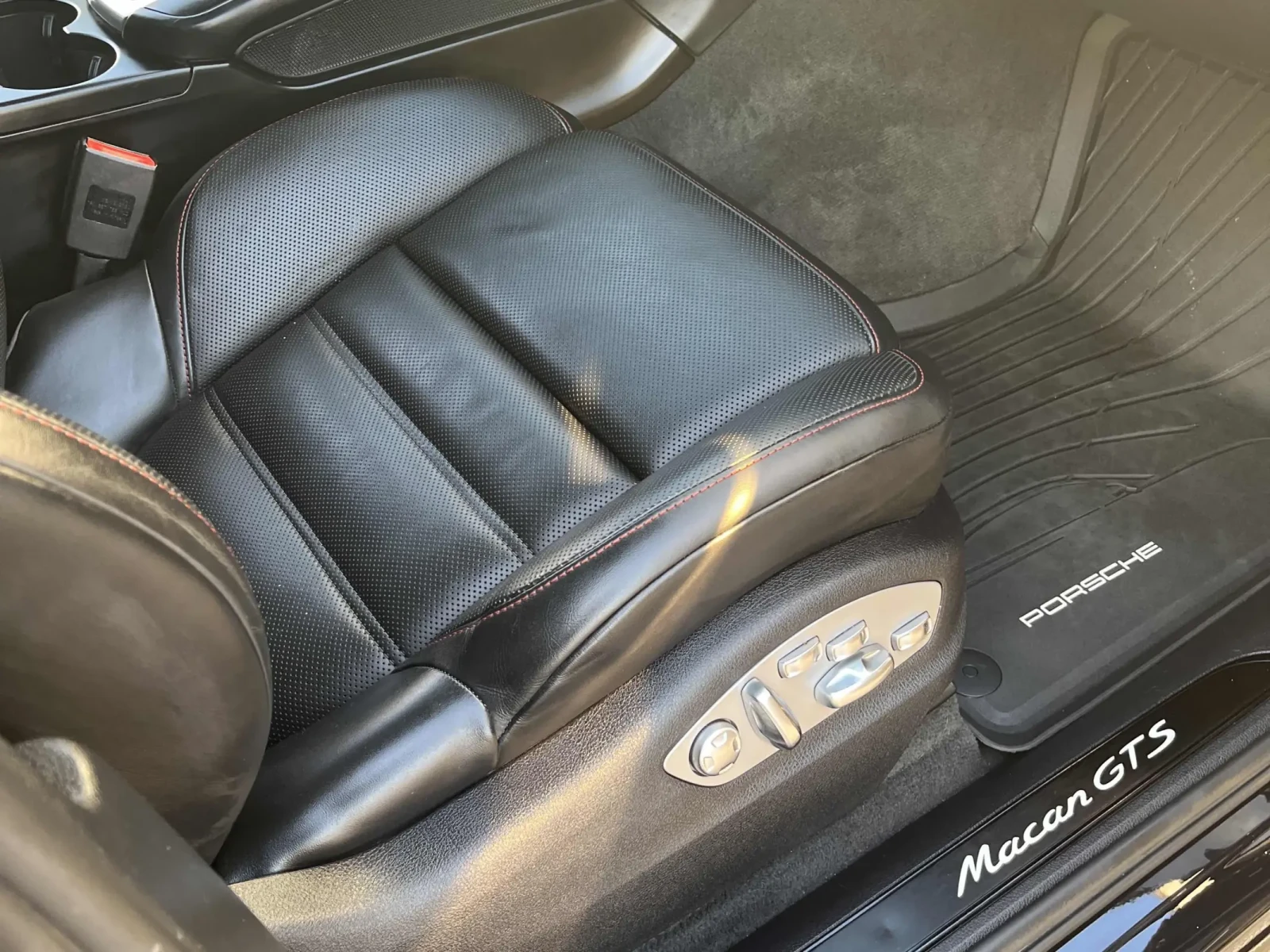 Porsche Macan GTS * * CARFAX * * АВТО КРЕДИТ * * , снимка 9 - Автомобили и джипове - 53967071