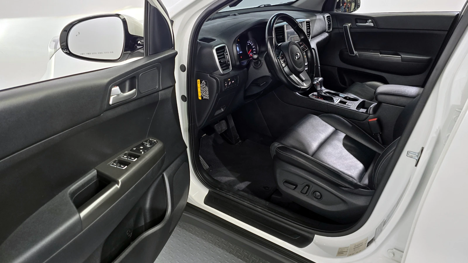 Kia Sportage 2.0 2WD PRESTIGE autogeorge.com, снимка 10 - Автомобили и джипове - 54137735