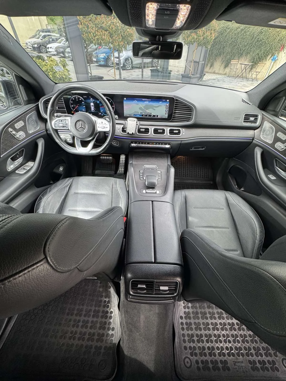 Mercedes-Benz GLE 400 4 Matic Coupe, снимка 11 - Автомобили и джипове - 54310915